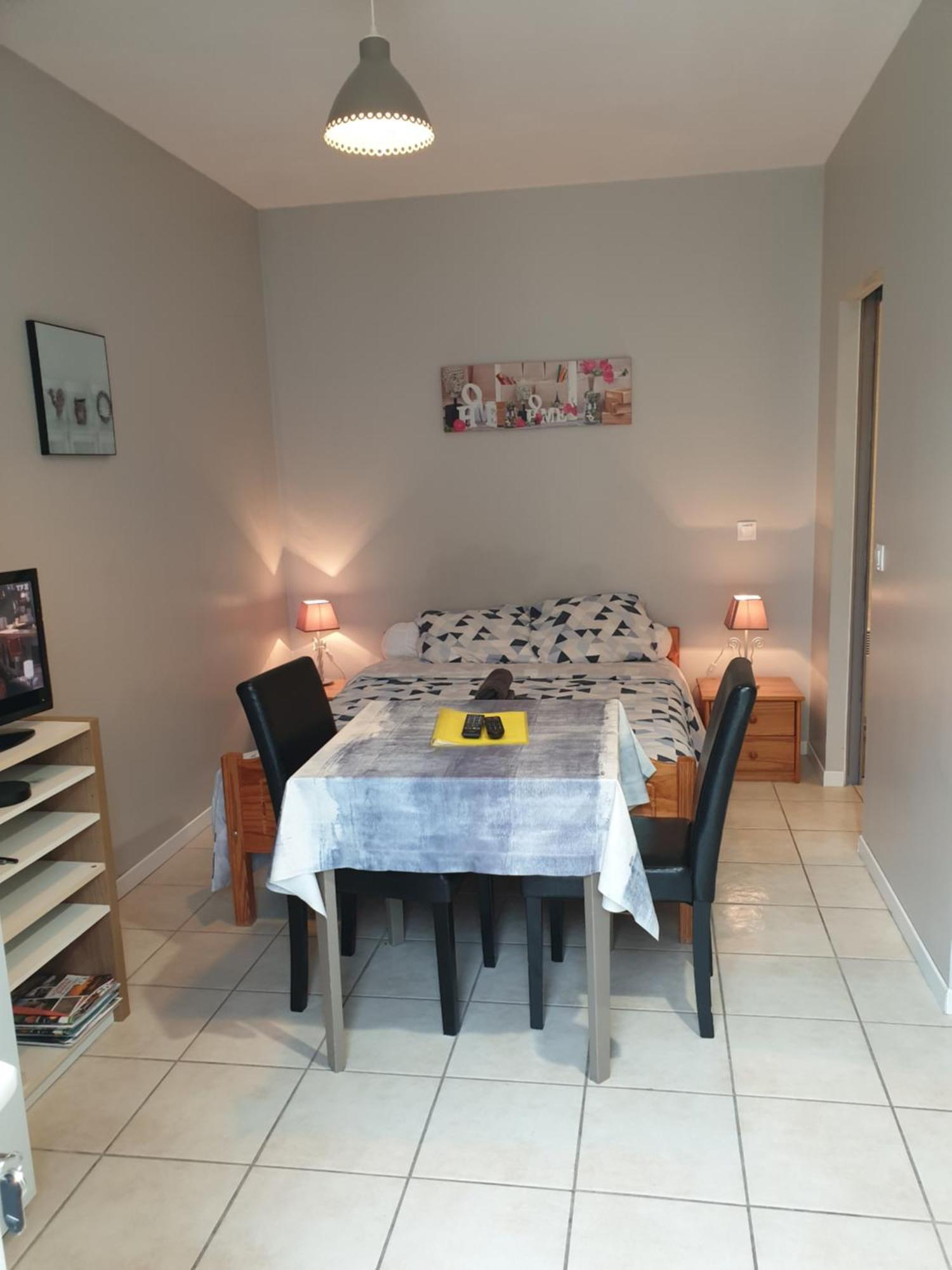 Appartements Danciu Jonzac Bagian luar foto